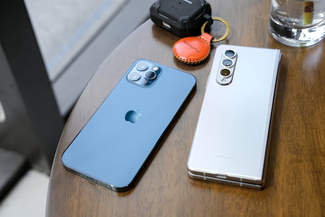 13 % uživatelů, kteří si loni koupili iPhone, přešli z Androidu