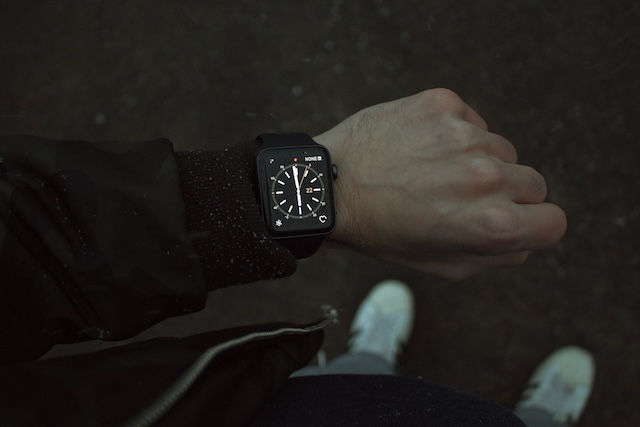 Apple pracuje na nových gestech pro hodinky Apple Watch